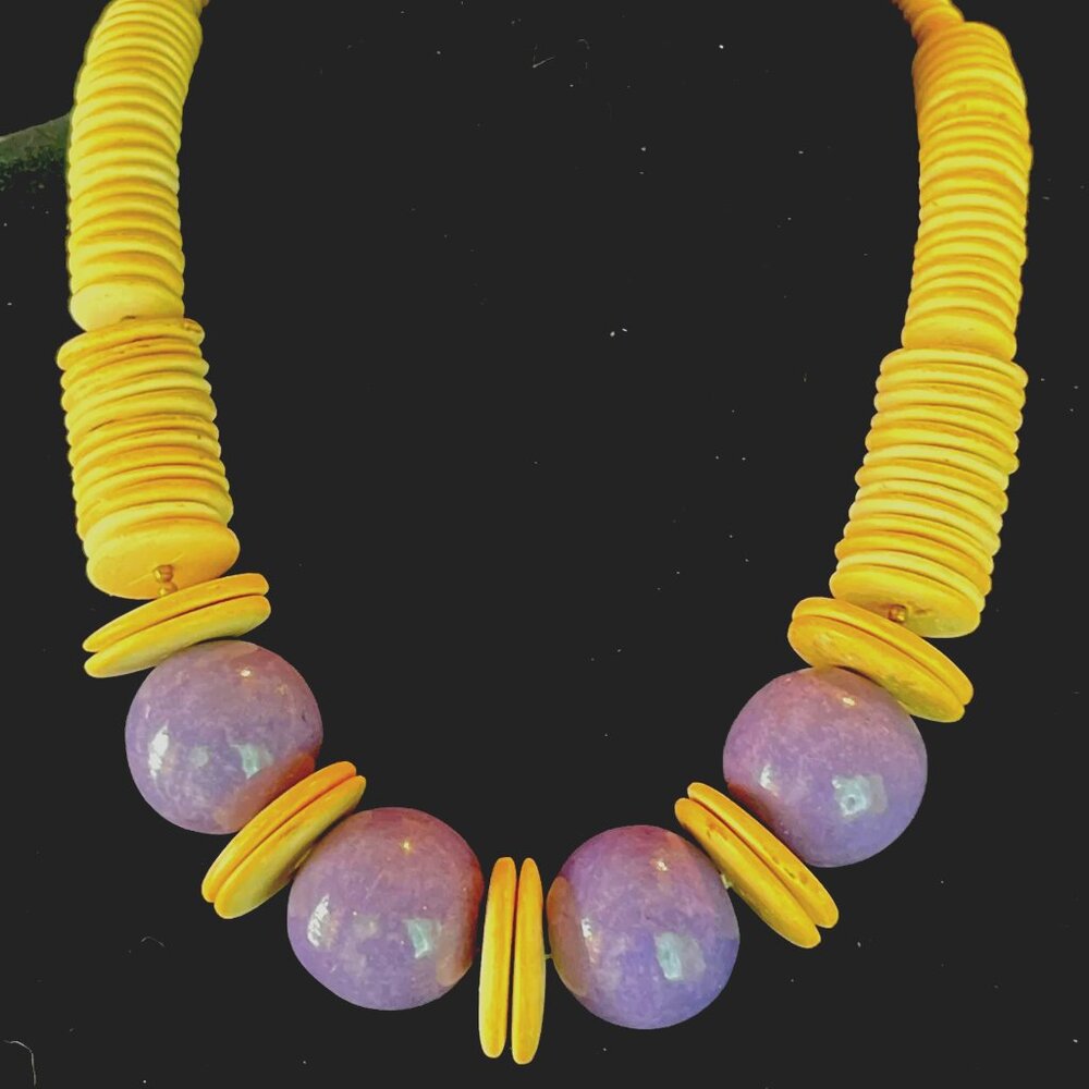 Elegant 80s Purple Ceramic and Wood Disc STATEMENT Necklace